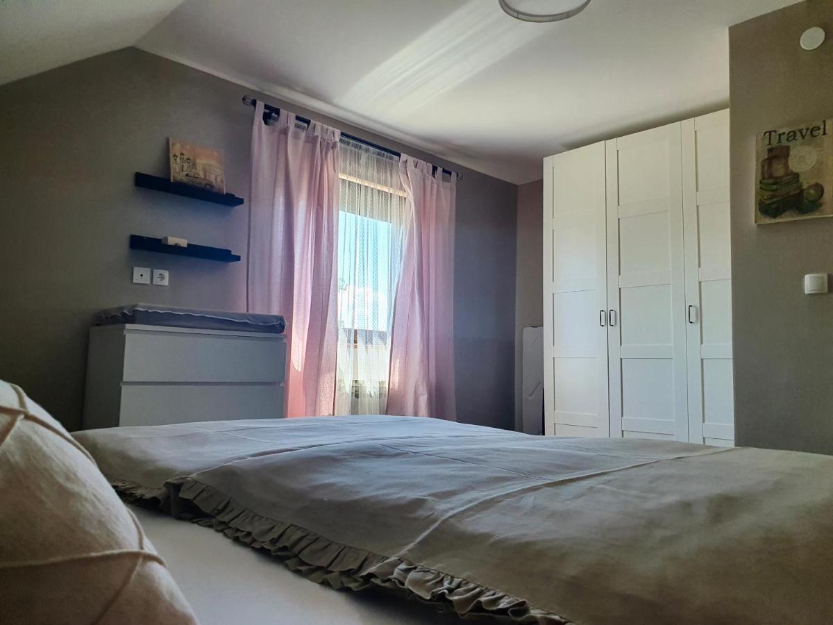 Apartment Murva Drežnik Grad Екстериор снимка